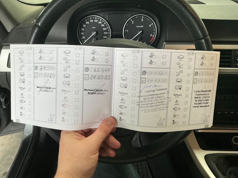 BMW 3er 318d 2009 – снимка 24
