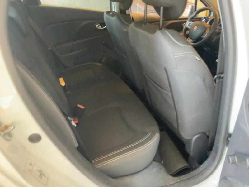 Renault Clio 1.5 dCi BOSE Edition 2017 – снимка 19