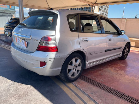 Honda Civic 1.6 VTEC ES 2005 – снимка 2