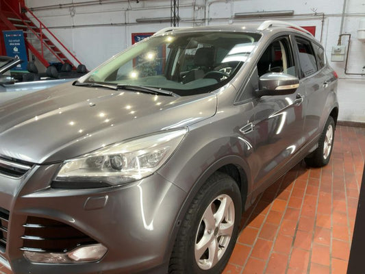 Ford Kuga 1.6 EcoBoost Titanium 2014 – снимка 2