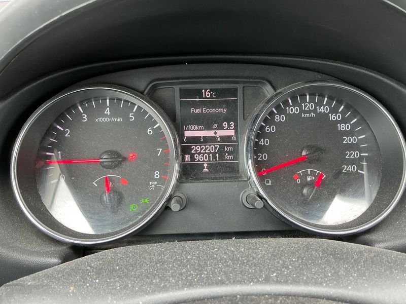 Nissan Qashqai+2 2.0 Acenta 2012 – снимка 4