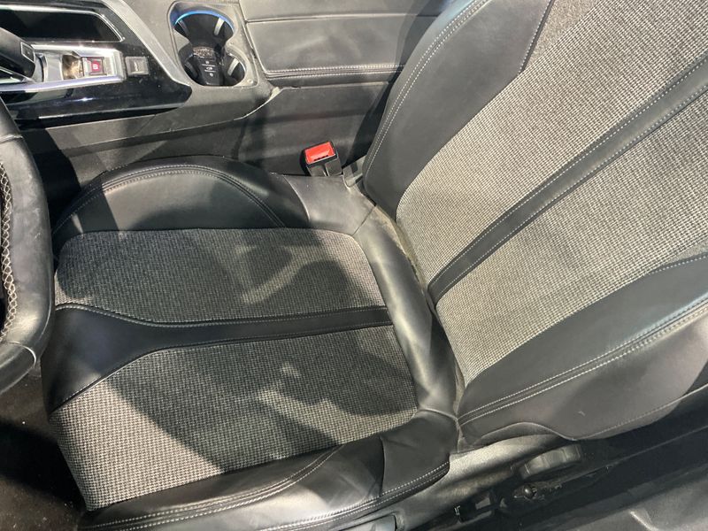 Peugeot 5008 1.5 Blue-HDi Allure 2018 – снимка 24