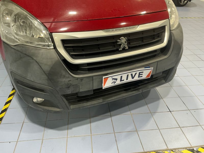 Peugeot Partner 1.6 Blue-HDi L1 Komfort Plus 2016 – снимка 40