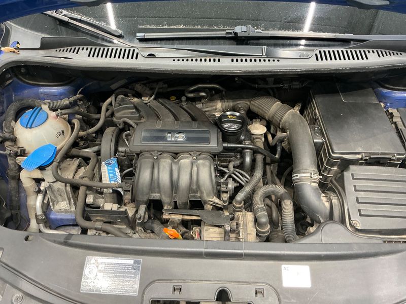 Volkswagen Caddy 1.6 Life 2004 – снимка на щета