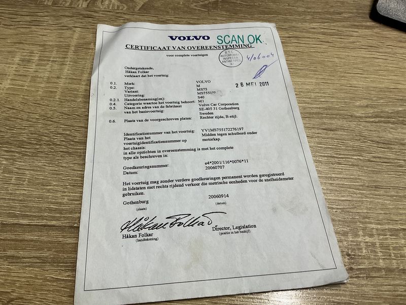 Volvo S40 2.0 D 2006 – снимка 6