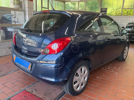 Opel Corsa 1.4 Edition 2013 – снимка 2