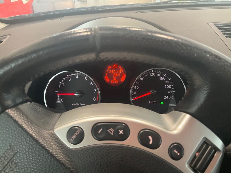 Nissan Qashqai 2.0 Acenta 2010 – снимка 4