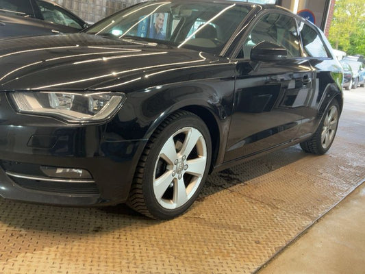 Audi A3 2.0 TDI S line Sportpaket 2015 – снимка 2