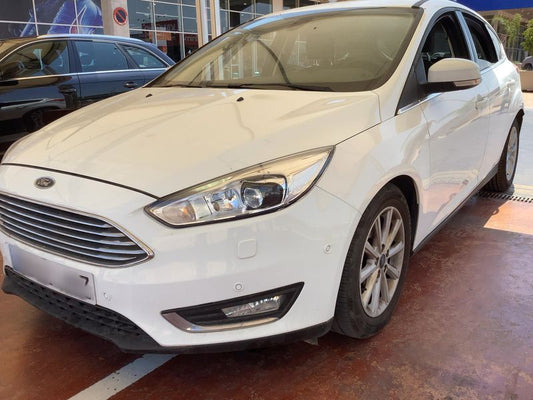 Ford Focus 1.0 EcoBoost Titanium 2015 – снимка 2