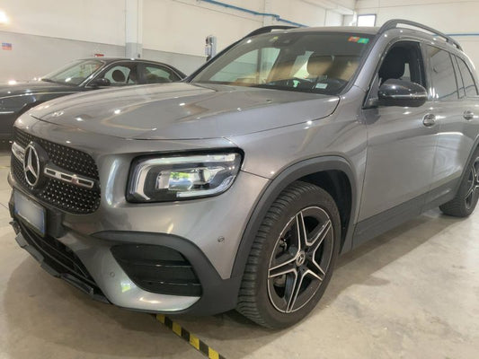 Mercedes-Benz GLB-Klasse GLB 200 d AMG Line 2021 – снимка 2