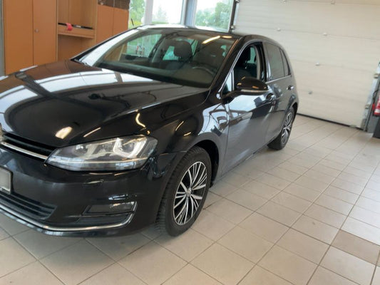 Volkswagen Golf VII 2.0 TDI Allstar BlueMotion Tech 2017 – снимка 2