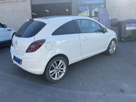 Opel Corsa 1.2 Basis 2011 – снимка 2
