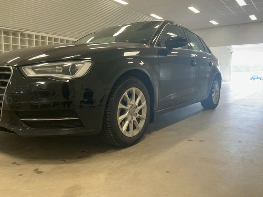 Audi A3 Sportback 1.2 TFSI Attraction 2014 – снимка 2