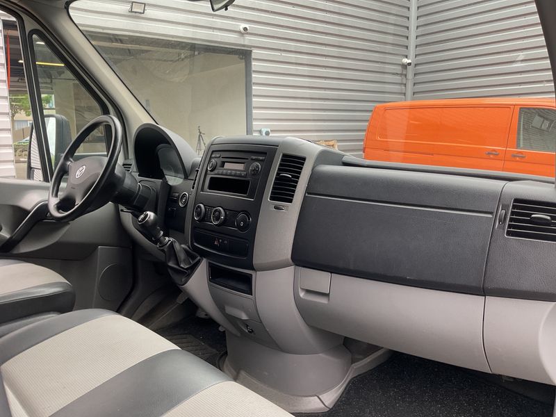 Volkswagen Crafter 2.0 TDI Pritsche 50 langer Radstand 2013 – снимка на щета