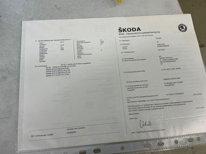 Skoda Octavia 2.0 FSI Elegance 2006 – снимка 6
