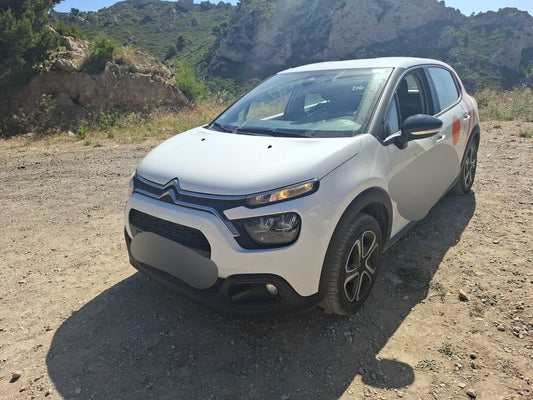Citroen C3 1.5 Blue-HDi Société Feel Nav 2021 – снимка 2