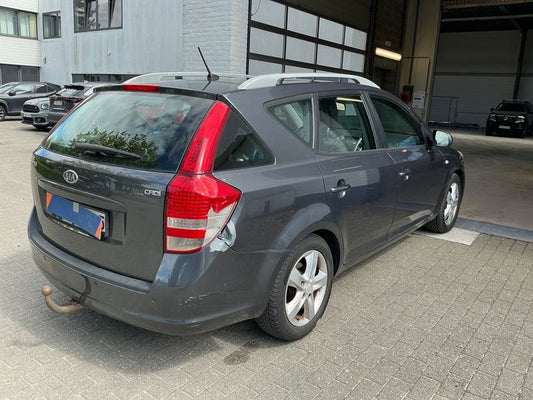 Kia cee'd 1.6 CRDi Concept 2012 – снимка 2