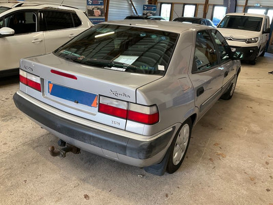 Citroen Xantia 2.0 HDi Plaisir 2002 – снимка 2