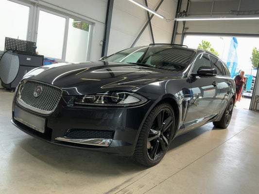 Jaguar XF 3.0 D V6 S 2013 – снимка 2
