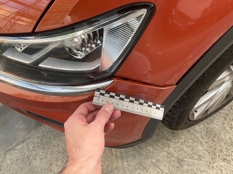 Volkswagen T-Roc 1.6 TDI Advance 2020 – снимка на щета 34