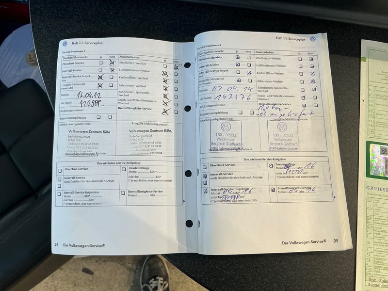 Volkswagen Touran 2.0 TDI Highline 2006 – снимка на щета