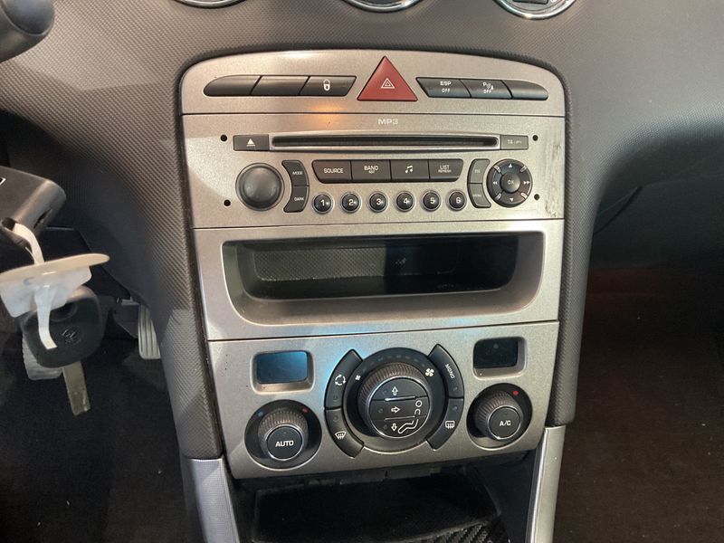 Peugeot 308 1.6 Sport Plus 2008 – снимка 6