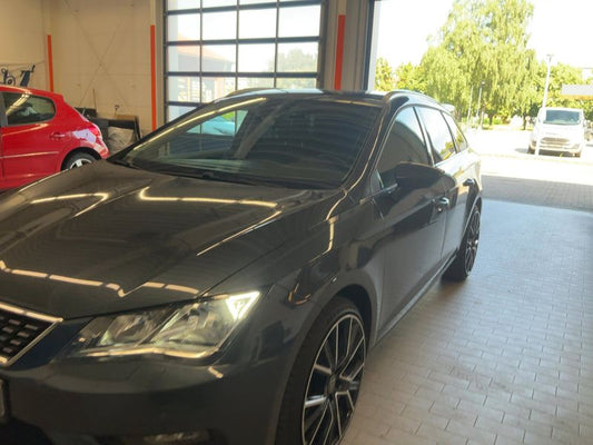 Seat Leon 2.0 TDI Xcellence 2020 – снимка 2