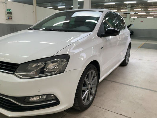 Volkswagen Polo 1.4 TDI Fresh BlueMotion Tech 2015 – снимка 2