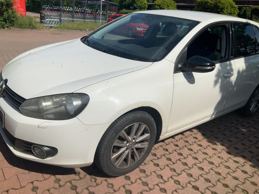 Volkswagen Golf VI 1.6 TDI Style 2011 – снимка на щета 2