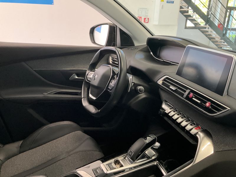 Peugeot 5008 2.0 Blue-HDi Allure Business 2020 – снимка 23