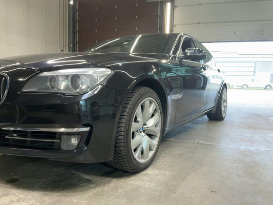 BMW 7er 740d xDrive 2012 – снимка 2
