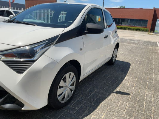 Toyota Aygo 1.0 VVT-i X 2019 – снимка 2