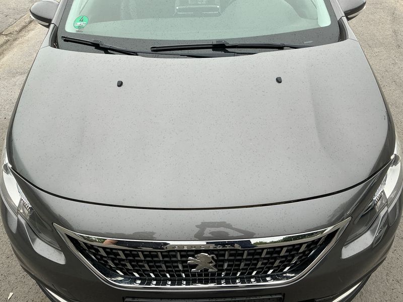 Peugeot 2008 1.2 PureTech Allure 2017 – снимка 31