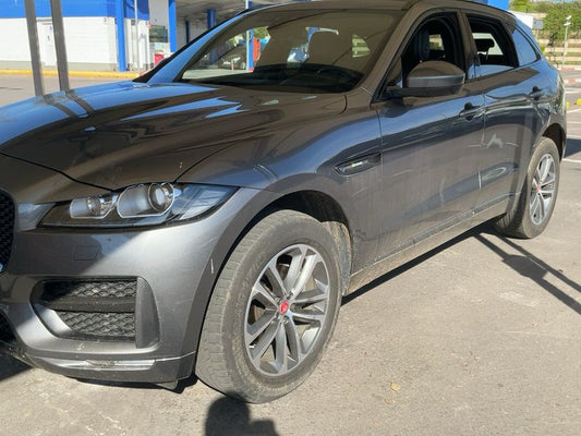 Jaguar F-Pace 20d R-Sport AWD 2017 – снимка 2