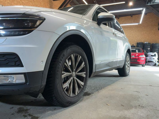 Volkswagen Tiguan 2.0 TSI Highline 4Motion BlueMotion Tech 2017 – снимка 2
