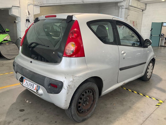 Peugeot 107 1.0 Plasir 2007 – снимка 2
