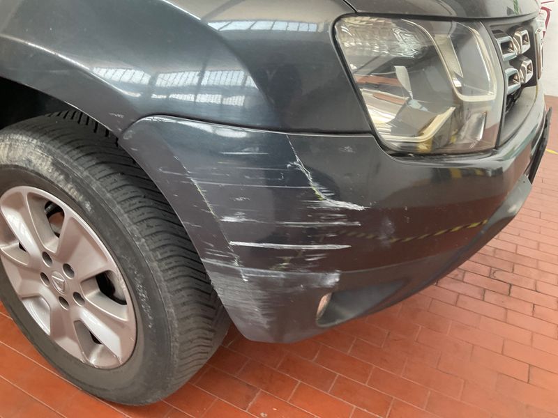Dacia Duster 1.5 dCi Laureate 4x2 2014 – снимка 34