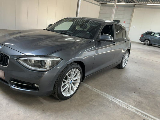 BMW 1er 116d Sport 2015 – снимка 2