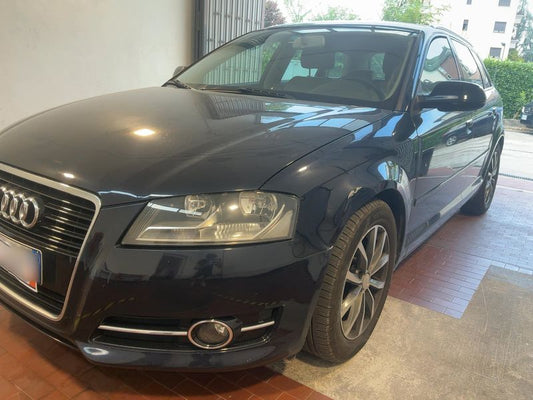 Audi A3 Sportback 1.6 TDI Ambition 2011 – снимка на щета 2