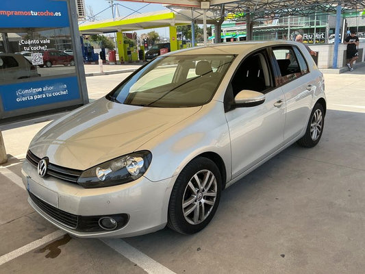 Volkswagen Golf VI 1.6 TDI Sport 2012 – снимка 2