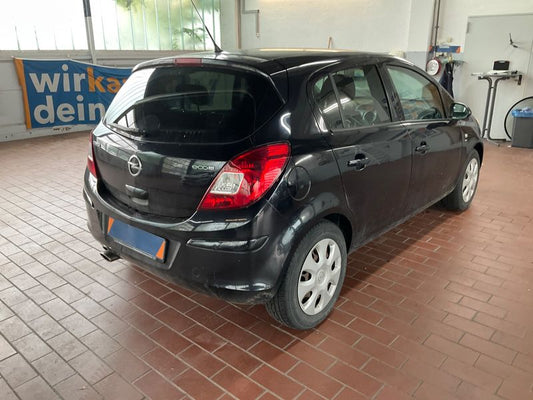 Opel Corsa 1.2 Satellite 2011 – снимка 2