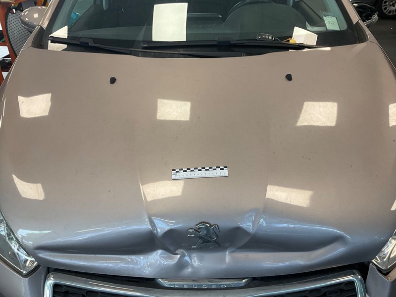 Peugeot 208 1.4 HDi Active 2014 – снимка 36