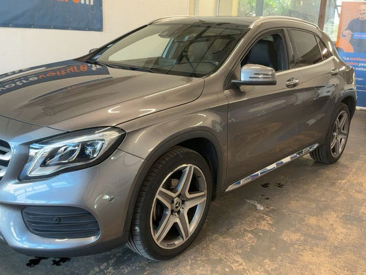 Mercedes-Benz GLA-Klasse GLA 200 Fascination 2019 – снимка 2