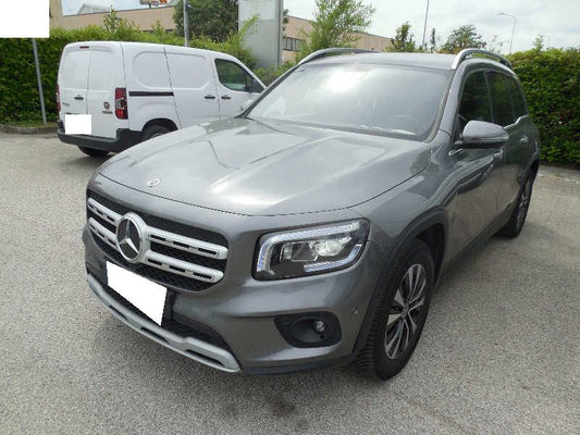 Mercedes-Benz GLB-Klasse GLB 200 d 4Matic 2022 – снимка 2