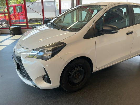 Toyota Yaris 1.0 VVT-i 2017 – снимка 2