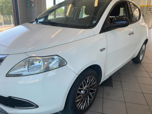 Lancia Ypsilon 1.2 Gold 2013 – снимка 2