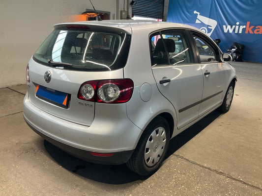 Volkswagen Golf V Plus 1.6 FSI Trendline 2006 – снимка 2