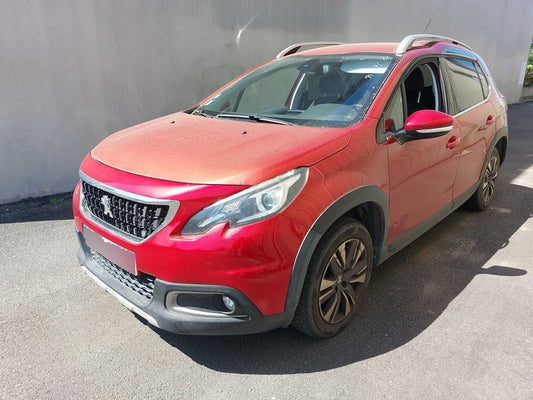 Peugeot 2008 1.2 PureTech Allure 2017 – снимка 2