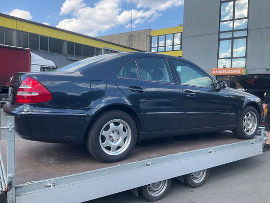 Mercedes-Benz E-Klasse E 240 Classic 2003 – снимка 2