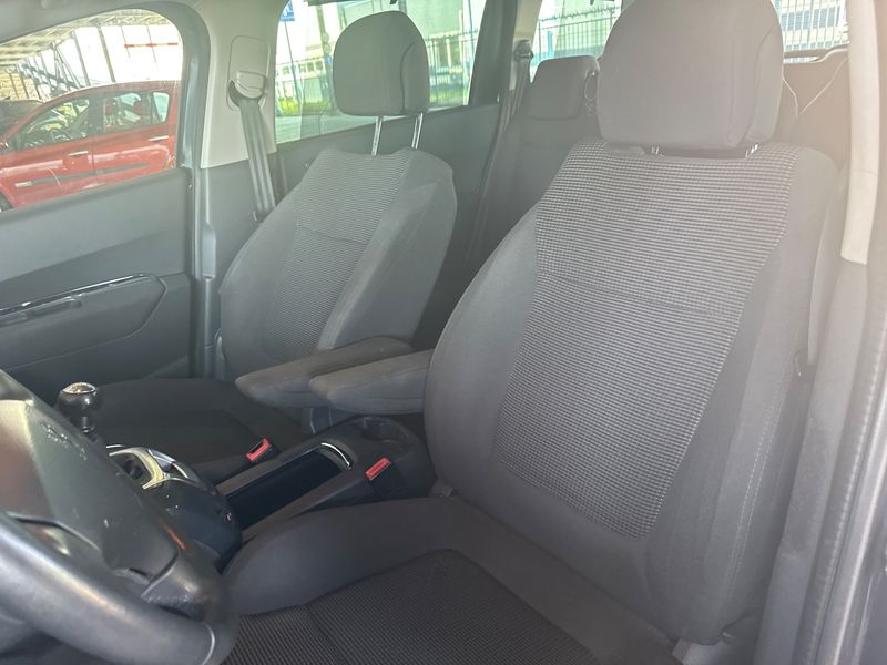 Peugeot 5008 2.0 HDi Business-Line 2012 – снимка на щета